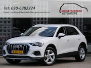 Audi Q3 - 35TFSi BUSINESS ED/ ADAPTIVE CRUISE/ CARPLAY/ STOELVERWARMIN