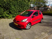 Toyota Aygo - 1.0-12V MET APK