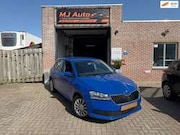 Skoda Fabia - 1.0 Active airco DAB+ stoelverwarming