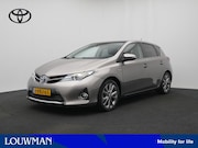 Toyota Auris - 1.8 Hybrid Executive | Panoramadak | Parkeersensoren V+A | S