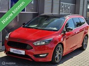 Ford Focus - Wagon 1.5 ST-Line Red Edition