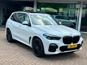 BMW X5 - XDrive45e High Executive|SkyLounge|Luchtvering|Wit Leer|Harm