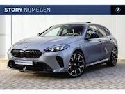 BMW 1-serie - 120 1 Serie M Sport Automaat / Panoramadak / Sportstoe