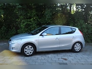 Hyundai i30 - 1.6i Dynamic APK nieuw airco trekhaak afneembaar