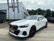 BMW 5-serie - 530e X-drive M-Sport bj2024 *Leer *Laser *Adaptive *NL auto