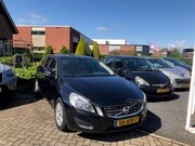 Volvo V60 - 1.6 T3 KINETIC