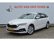 Skoda Octavia - Combi 111PK TSI Ambition NL-Auto / Apple, android / Led kopl