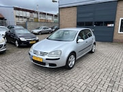 Volkswagen Golf - 1.4 FSI Trendline
