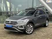 Volkswagen T-Roc - 1.5 TSI 150pk Automaat / Panoramadak / Leder / IQ Light / Ca