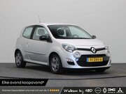 Renault Twingo - 1.2 16V Dynamique | Trekhaak | Climate control | Cruise cont