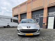 Peugeot 207 - 1.4-16V Color-line