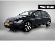 Volkswagen Golf - 1.5 eTSI R-Line Business 150 PK | Automaat | Camera | Naviga