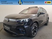 Volkswagen Tiguan - 1.5 eHybrid 272pk DSG/AUT R-Line Wegklapbare trekhaak, Panor