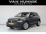 Volkswagen Tiguan - 1.5 TSI Life Business | Keyless | Virtual | Trekhaak | Acc |