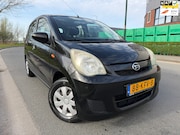 Daihatsu Cuore - 1.0 Comfort BJ 2009 5 DEURS/AIRCO/STUURBEK/APK ZEER NETJES