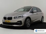 BMW 2-serie Active Tourer - 220i Business Edition Plus l Leder l Panoramadak l Stoelverw
