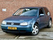Volkswagen Golf - 1.6-16V FSI Pacific |Clima |CruiseC |