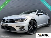 Volkswagen Passat - Variant 1.4 TSI GTE VOLLEER*MASSAGE*PDC*19INCH