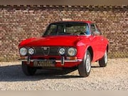 Alfa Romeo 2000 - GTV Bertone “In the shadow of Mount Etna” A beauti