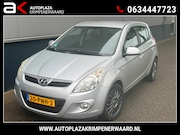 Hyundai i20 - 1.4i DynamicVersion Airco