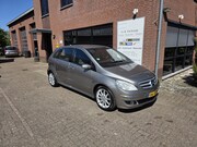 Mercedes-Benz B-klasse - Automaat , trekhaak 200 Benzine