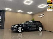 Volkswagen Golf - 1.6 TDI Comfortline Business * Automaat / Navigatie / Cruise