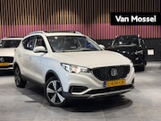 MG MG ZS - EV Luxury 45kWh | Leder | Navi | Panoramadak | Camera | CarP