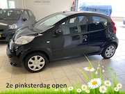 Peugeot 107 - 1.0-12V XS. Zuinig en betrouwbaar. Geleverd met nw APK