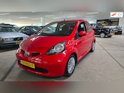 Toyota Aygo - 1.0-12V + 5drs Airco + elec. Ramen