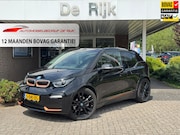 BMW i3 - S 120Ah 42 kWh RoadStyle Edition | Pano, Leder, Navi, Camera