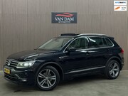 Volkswagen Tiguan - 1.5 TSI ACT R-Line 2019 PANO LEDER LED CAMERA