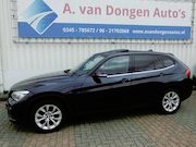 BMW X1 - XDRIVE28I High EXE,Automaat,Leer,Apple,Pano,Trhaak,Camera