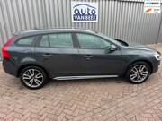 Volvo V60 Cross Country - 2.4 D5 AWD Summum