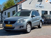 Volkswagen Tiguan - 1.4 TSI Comfort&Design 4Motion