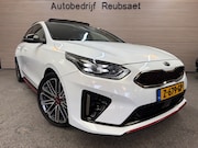 Kia ProCeed - 1.6 T-GDI GT 205PK Panodak Trekhaak Clima Navi Acc Jbl Memor