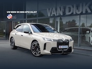 BMW iX - xDrive M70 Pano Soft-Close Bowers & Wilkins Innovatiespakket