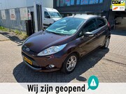 Ford Fiesta - 1.6 Ghia l met een leverbaar