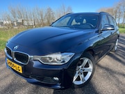 BMW 3-serie - 320i Executive