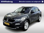 Volkswagen T-Roc - 1.0 TSI Style / PARK. SENSOREN/ APP CONNECT/ ADAPT. CRUISE/