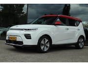 Kia e-Soul - EXECUTIVELINE 64KWH SOH 100% | CARPLAY | CAMERA | KEY-LESS |