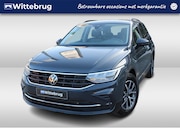 Volkswagen Tiguan - 1.4 TSI eHybrid 245pk Life Dsg Automaat / Navigatie / LM 17 