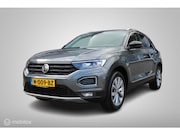 Volkswagen T-Roc - 1.0 TSI Style Business, Trekhaak, Full Led, Achteruitrij cam
