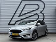 Ford Focus - Wagon 1.5 ST-Line 1e Eigenaar|Carplay|Cruise|Trekhaak|Stoel+