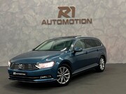 Volkswagen Passat - Variant 1.8 TSI Business Edition R|PANO|CAMERA|TREKHAAK|KEYL