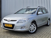 Hyundai i30 - CW 1.6i Style /1e Eigenaar/Airco/PDC/Trekhaak