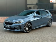 BMW 1-serie - 118i M-Sport Edition M-stoelen/NAP/19inch