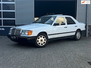 Mercedes-Benz 500-serie - 250 D 1987|Pano|apk |Roestvrij