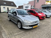 Peugeot 206 - 1.6-16V Quiksilver