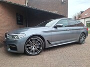 BMW 5-serie - Touring 540i xDrive 340PK M-Sport Panoramadak / Apple Carpla