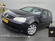 Volkswagen Golf - 2.0 FSI Sportline